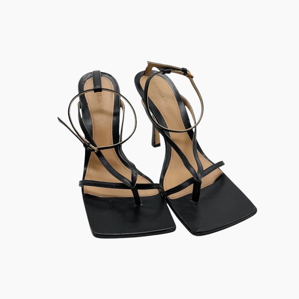 Bottega Veneta Black Leather Strappy Square-Toe Heels - Picture 2 of 11